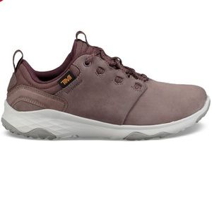 Teva Womens Arrowood 2 Waterproof Plum Truffle NIB